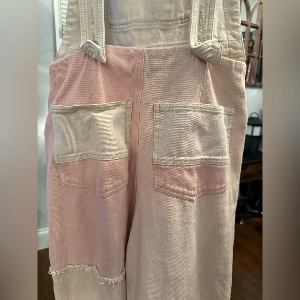 Papermoon Pink and Cream Adorable Distressed Jumpsuit Size Small - Picture 13 of 14